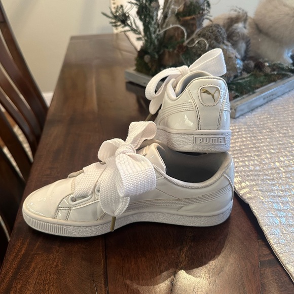 PUMA Basket Heart Patent Trainers - Picture 2 of 4